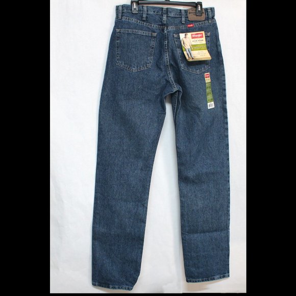 Wrangler Five Star Premium Denim Regular Fit Straight Leg Blue Jeans 34 x 36 NWT - Picture 2 of 16
